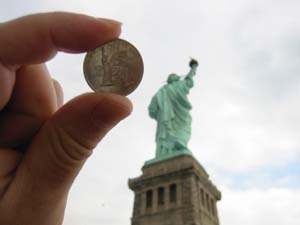 Statue of Liberyt and Coin